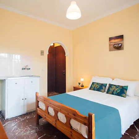 Levante Hotel apartamentowy Benitses (Corfu)
